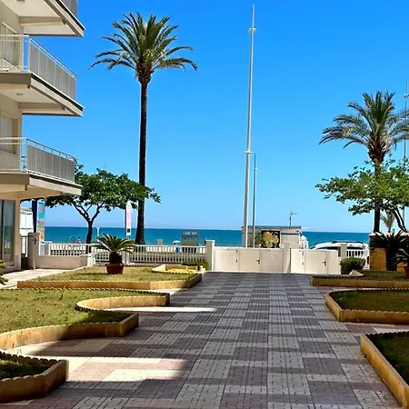 Apt Gandia Primera Linea - Alquiler Solo A Familias Playa de Gandia Exterior photo