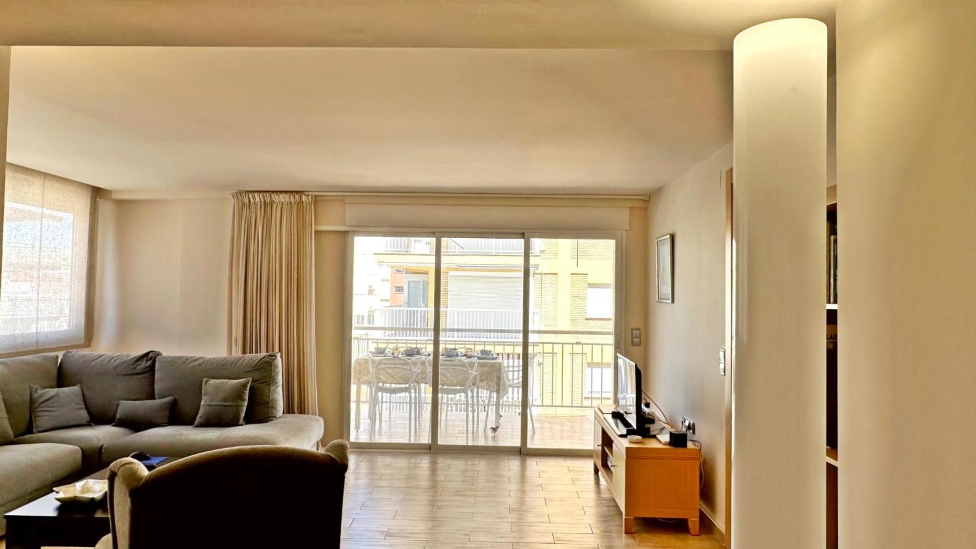 Apartment Gandia Primera Linea - Alquiler Solo A Familias