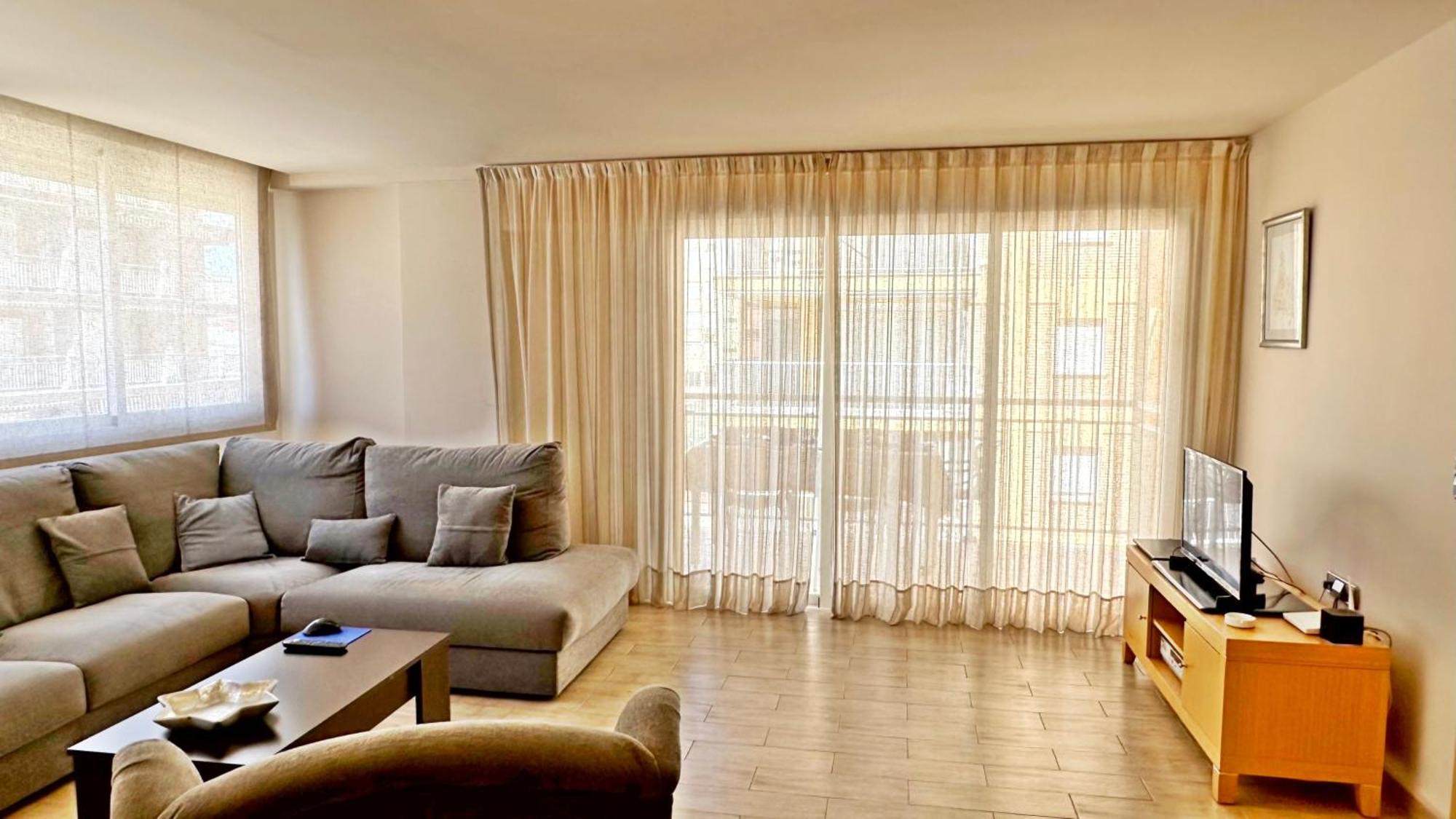 Gandia Primera Linea - Alquiler Solo A Familias Apartment *